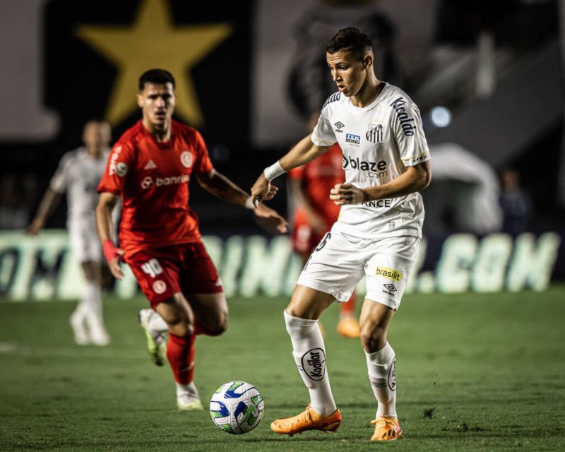 Nhận định soi kèo Santos vs Internacional lúc 07h30 ngày 24/7/2025